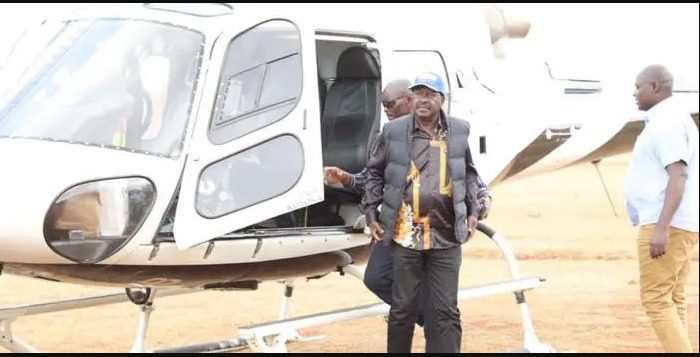 Video Of Raila Odinga Chopper Being Stoned